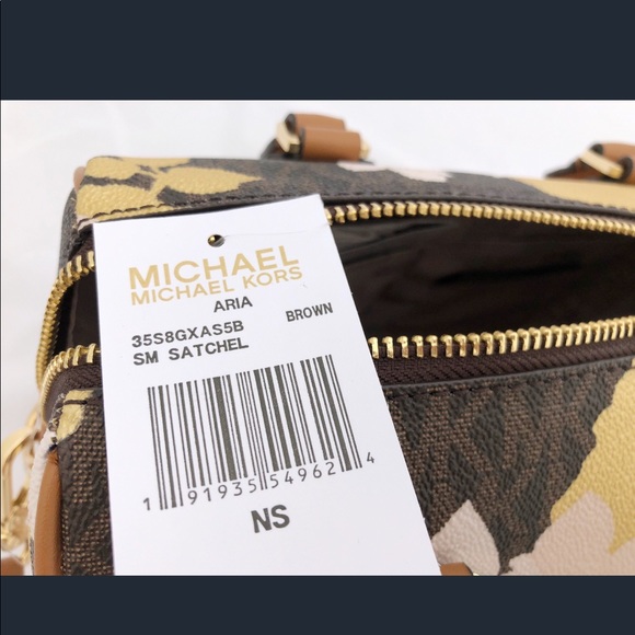 Gaby’sBags👜💕-NWT Michael Kors Small Satchel - Picture 7 of 8